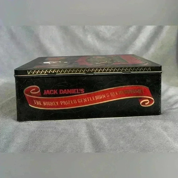 💎💟Vintage Jack Daniels Collectors Tin Box - Picture 9 of 16